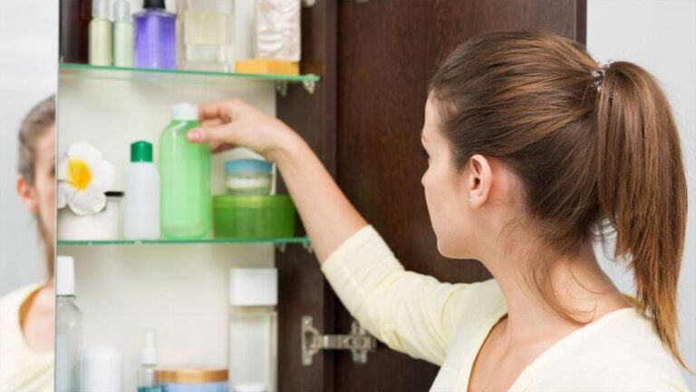 5 STEPS TO SAFER COSMETIC AND PERSONAL CARE PRODUCTS