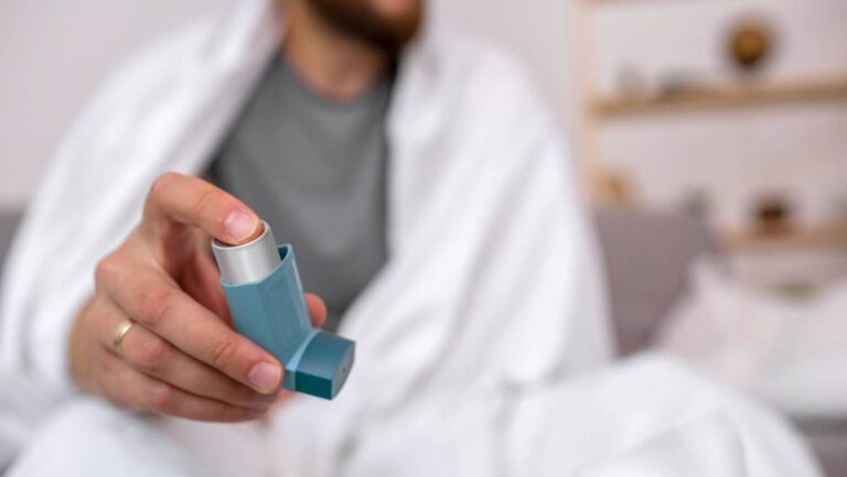 A COMPREHENSIVE GUIDE TO ASTHMA INHALERS: TYPES, USES, AND BENEFITS