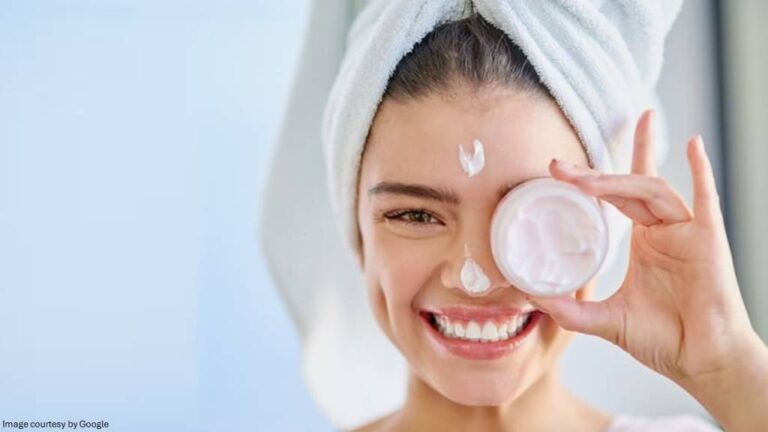 WHY IS SKINCARE IMPORTANT? HOW TO TAKE CARE OF SKIN DAILY?