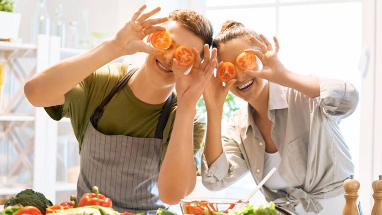 TOP FOODS GOOD FOR EYES HEALTH